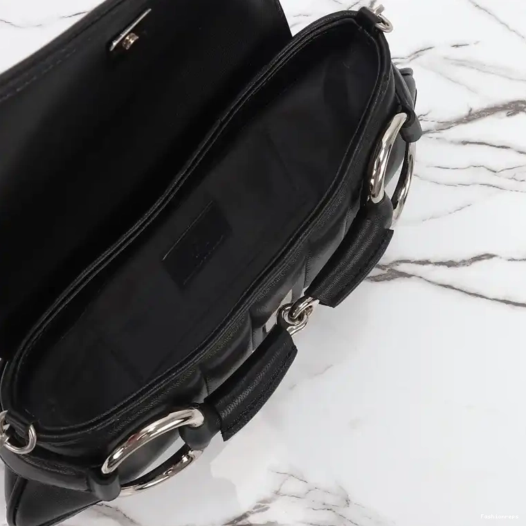 Fashionrepsfam ru 2311YA0133 Gucci Bags 0521